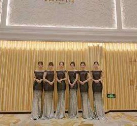 扬中杭州模特礼节兼职群(杭州兼职商务模特经纪人微信)