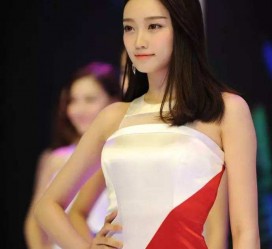 扬中成都特大模特兼职**(成都服拆模特兼职是实的吗)
