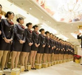 扬中邯郸兼职模特雇用信息网(邯郸男模特雇用网)