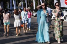 扬中上海商务伴游男雇用(上海雇用高端伴游一天20万)