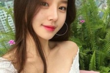 扬中兼职伴游美女(兼职伴游美女多吗)