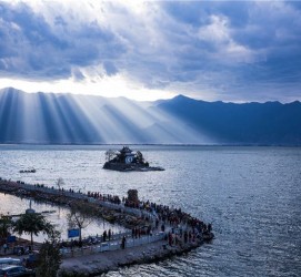 扬中洱海旅游攻略(成都到洱海旅游攻略)