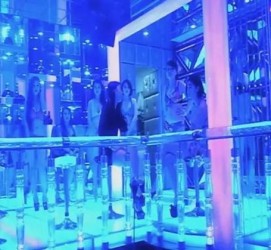 扬中上海伴游 [视频]曝伴游行业内幕：白天陪玩晚上陪睡