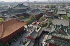 扬中开封旅游攻略(开封旅游攻略必玩的景点)