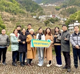 扬中商务伴游招聘 潮声丨百万年薪聘导游 浙江一座县城的“千金买马”记