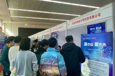 扬中北京伴游招聘 北京各大高校恢复线下招聘会，今年有什么不一样？记者探访