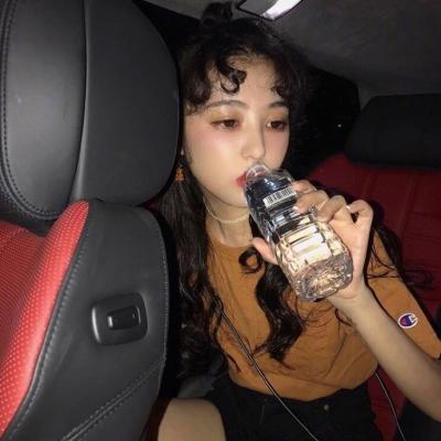 扬中伴游玩耍享受异国风情的美妙光阴