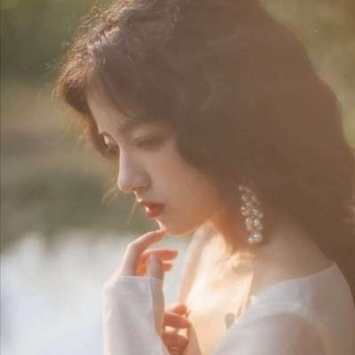 扬中伴游女生雷花蕊的资料
