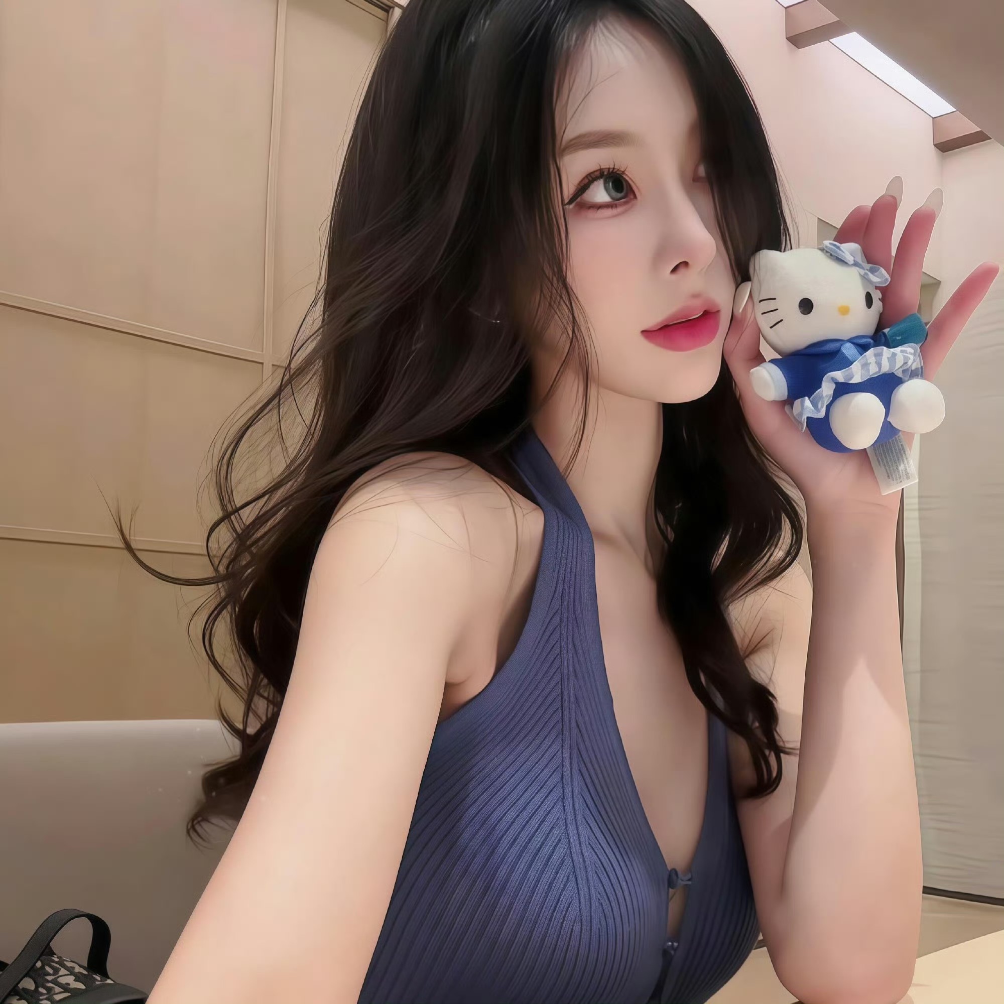 扬中伴游女生鹿小婷的资料