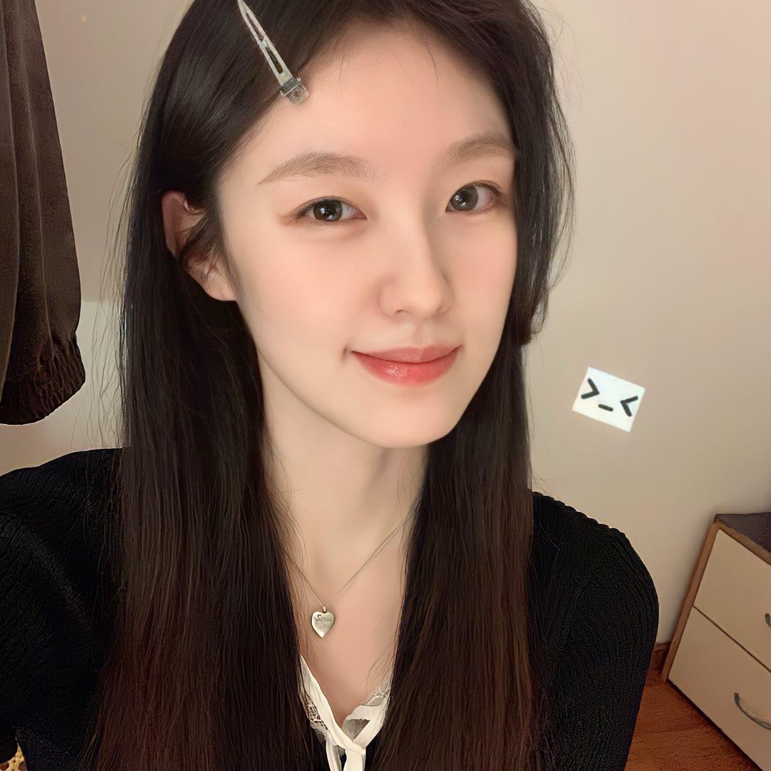扬中伴游女生阮星禾的资料