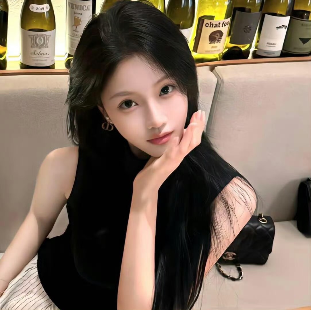扬中伴游女生阚梦蕊的资料