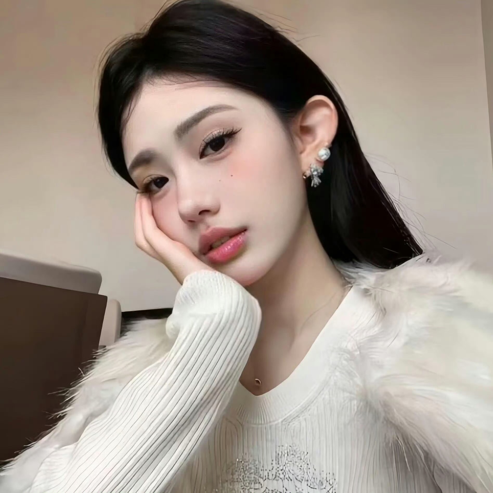 扬中伴游女生沈梦蝶的资料
