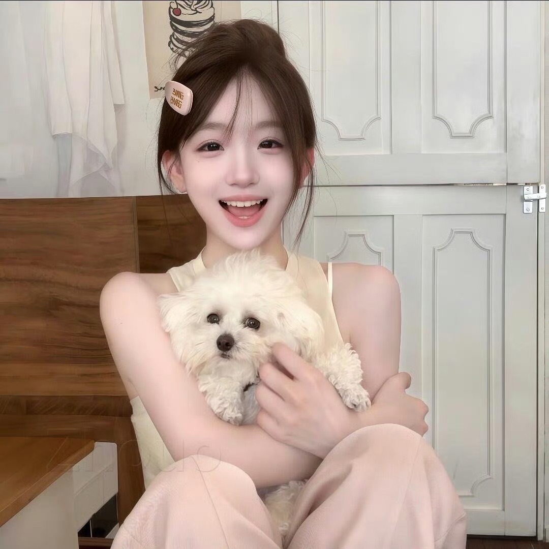 扬中伴游女生周小婷的资料