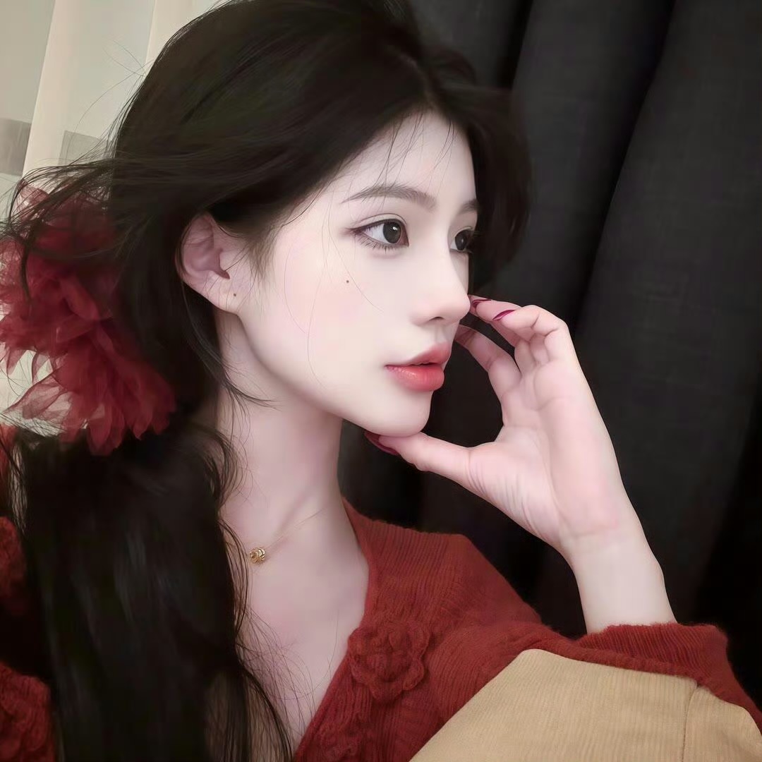 扬中伴游女生周雅雯的资料