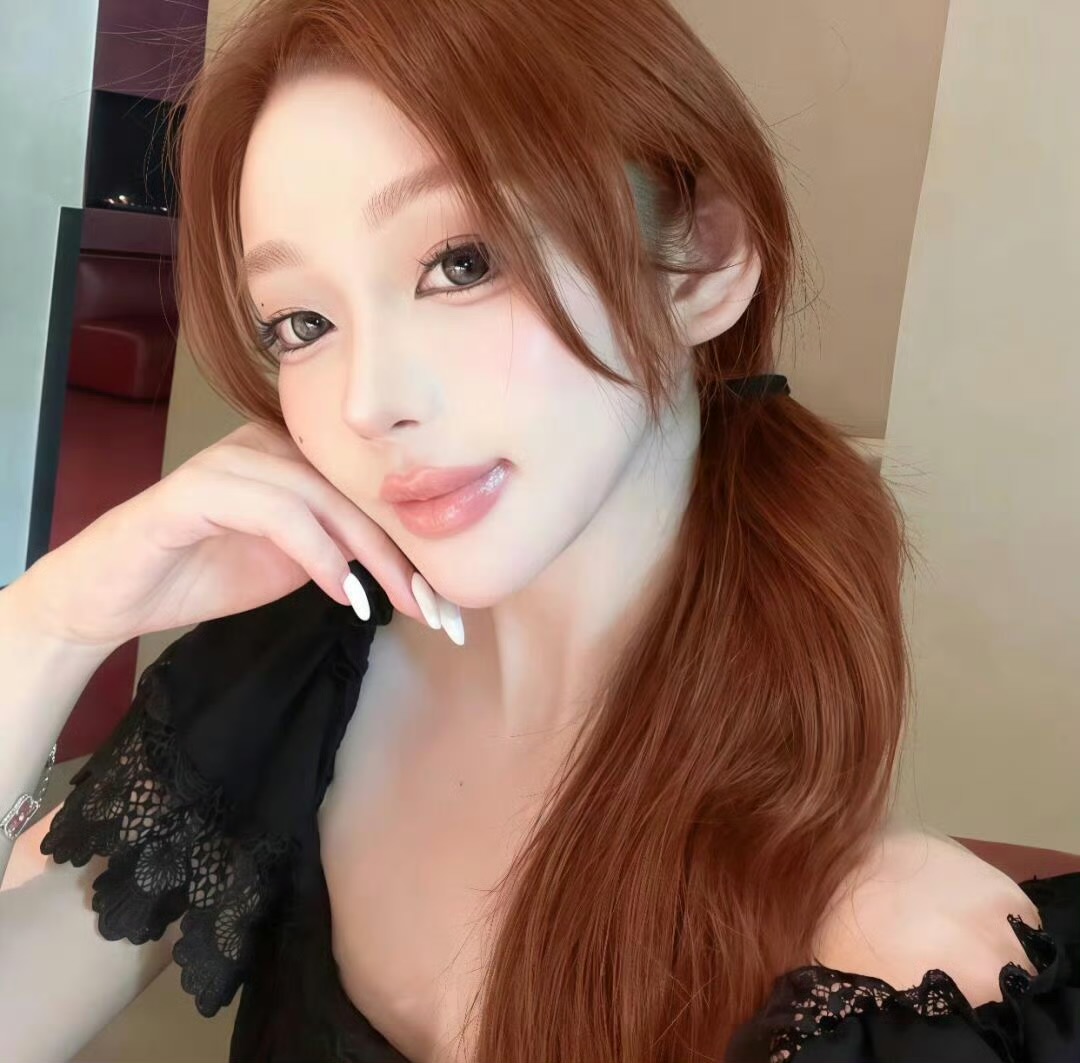 扬中伴游女生 | Victoria LiLI的资料