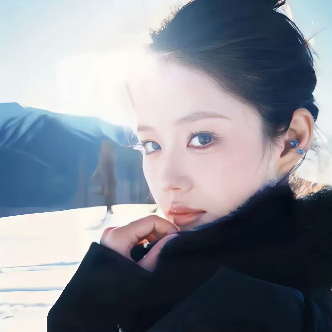 扬中伴游女生 | Lily的资料